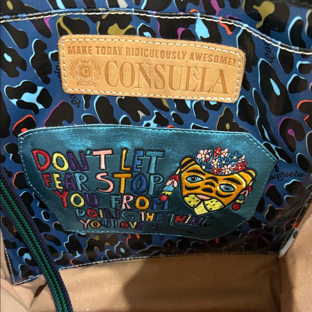 Consuela Evie Market Tote - Picture 3 of 14